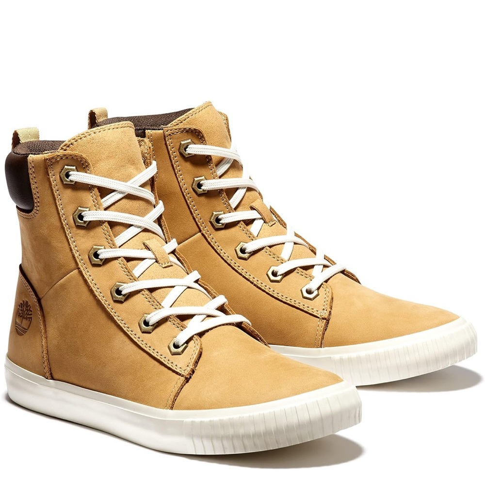 Timberland women’s skyla bay nubuk boots